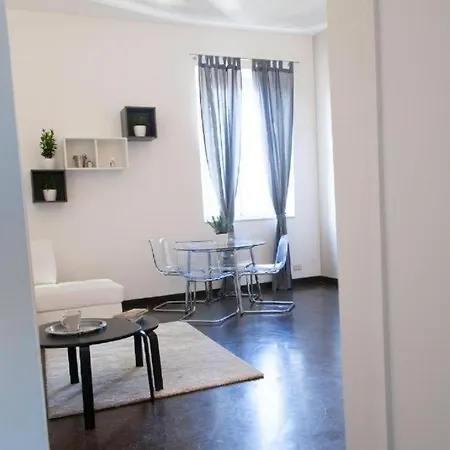 Magenta Navona Design-3